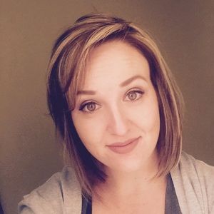 Meet your Posher, Kasandra